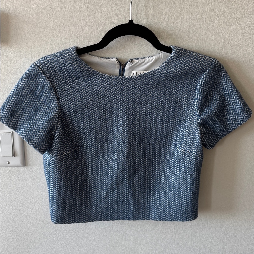 Alice + Olivia | Size Small | Linen & Cotton Cropped Blue Chevron Top Women